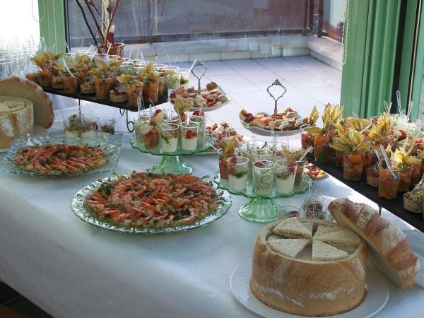 buffet de fian&ccedil;ailles